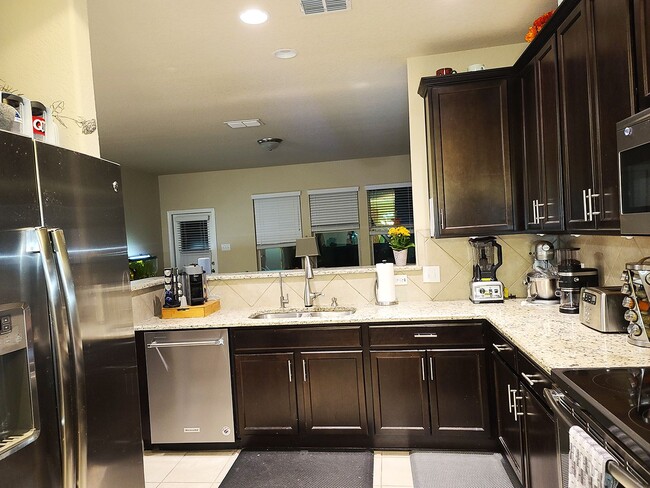 Foto del edificio - 1918 Cool Breeze