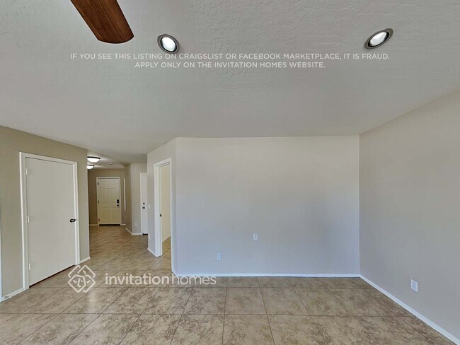 Foto del edificio - 2224 W Silver Creek Ln