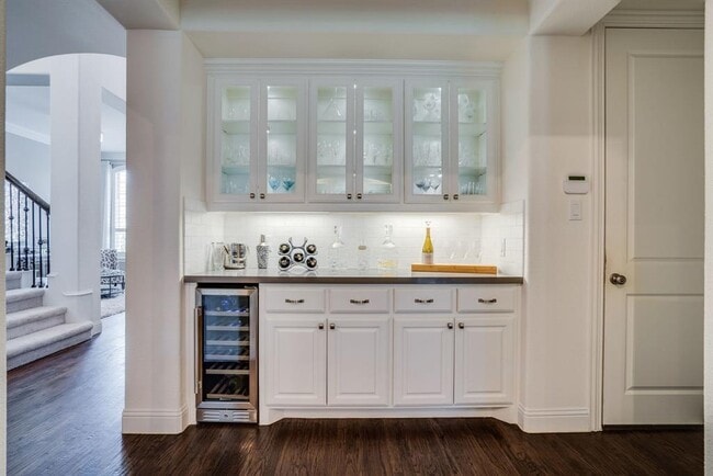 Foto del edificio - 6216 Savannah Oak Trail