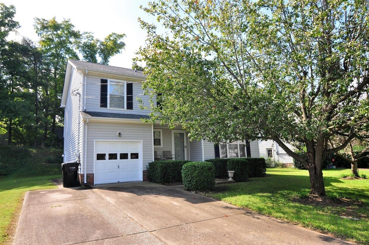 Sweet 3 bed 2.5 ba. 1 car garage in St B - Sweet 3 bed 2.5 ba.  1 car garage in St B
