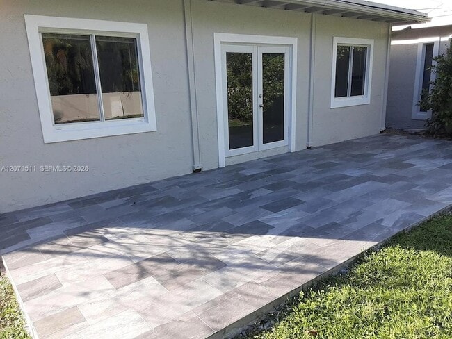Building Photo - 12251 SW 82nd Ave
