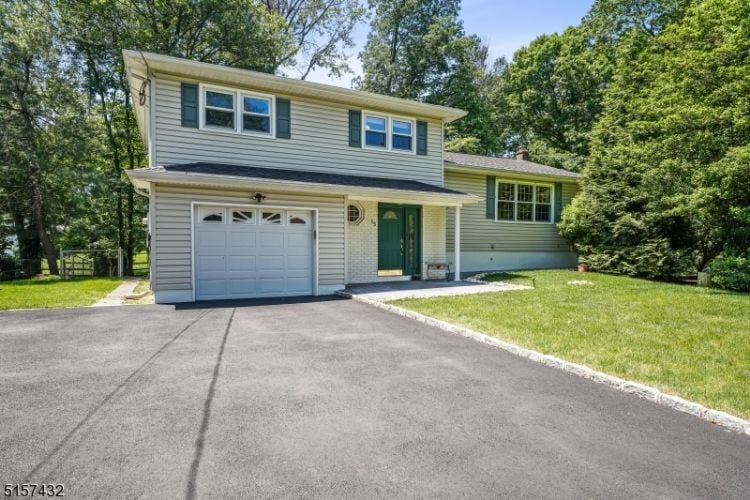 15 Mansfield Ct, Livingston, NJ 07039 House for Rent in Livingston