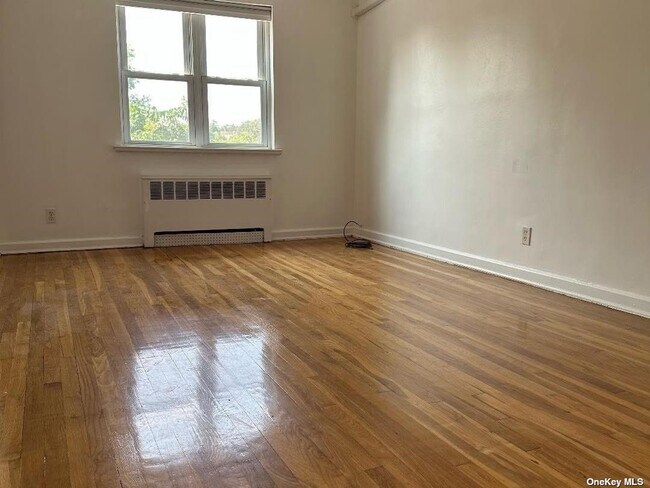 Foto del edificio - 123-12 6th Ave