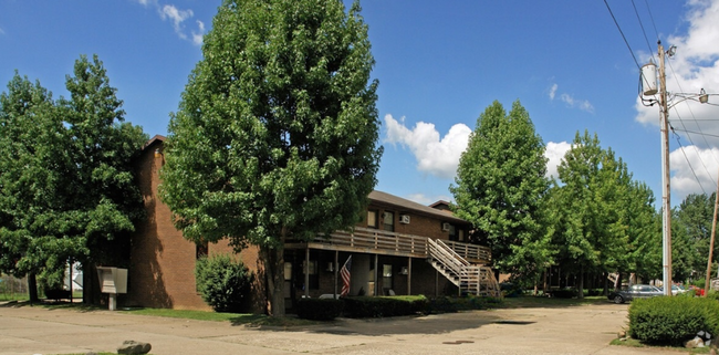 Building Photo - Riverbend Apartments