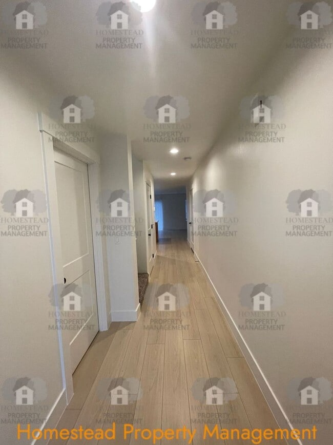 Building Photo - Must see! Beautiful new construction on private flag lot!