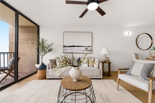 Foto principal - 1750 E Ocean Blvd