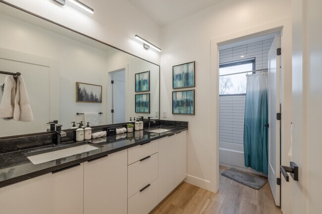 Foto del edificio - 2595 S 700 E