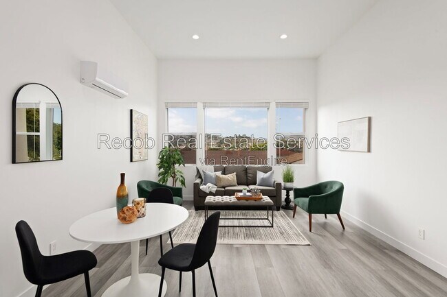 Foto del edificio - 5148 Manchester Rd