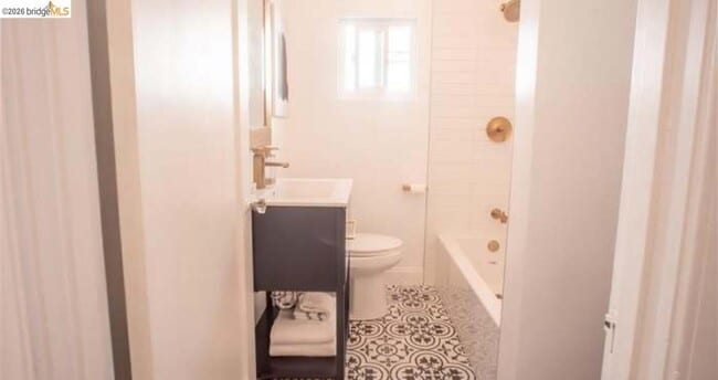 Building Photo - 3373 Arkansas St