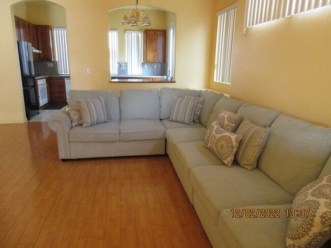 Building Photo - 7856 Bonaventure Dr