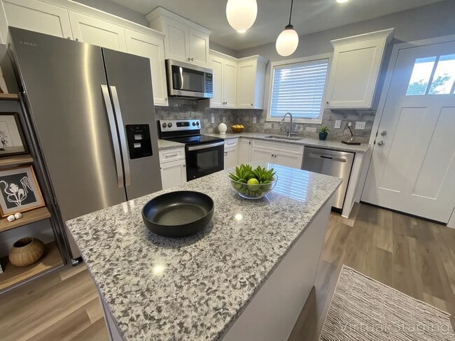 Building Photo - Never Occupied - Brand New 2 bedroom 2 bat...