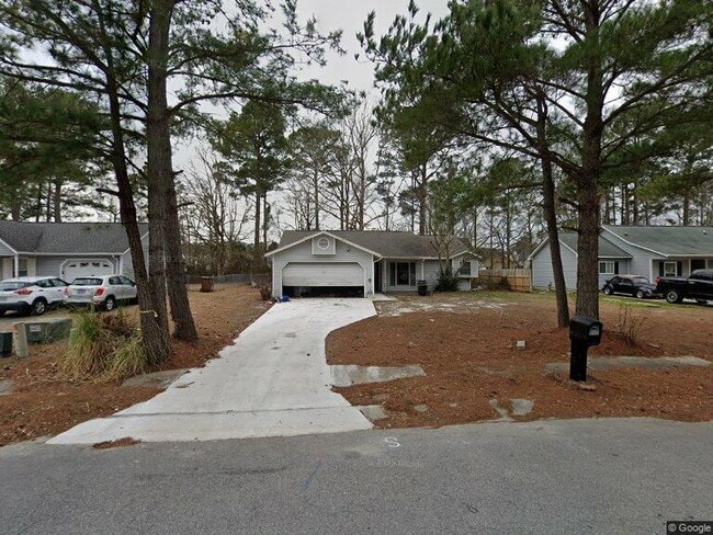 Building Photo - 108 Broadleaf Dr