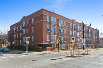 Building Photo - 3741 N Milwaukee Ave