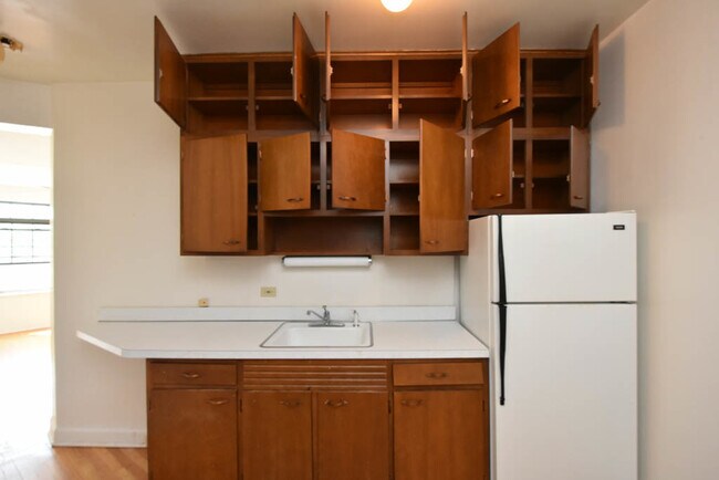 Foto del edificio - 725 St Johns Ave