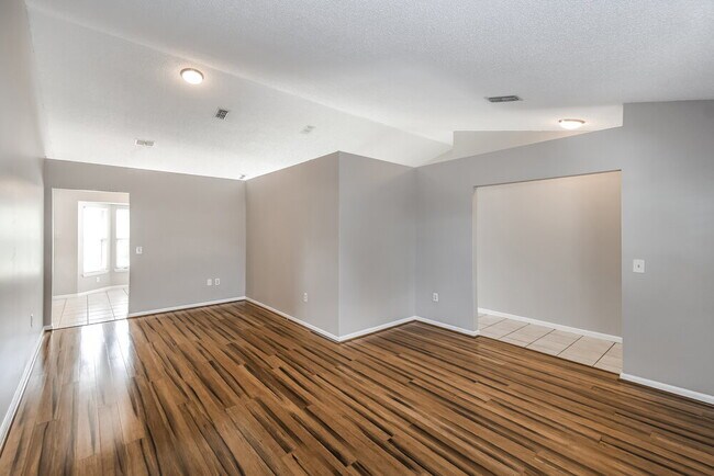 Foto del edificio - 1848 Broadhaven Dr