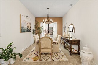 Building Photo - 3063 Hudson Ter