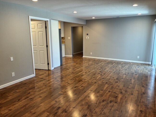 Foto del edificio - 4069 Glenwood St