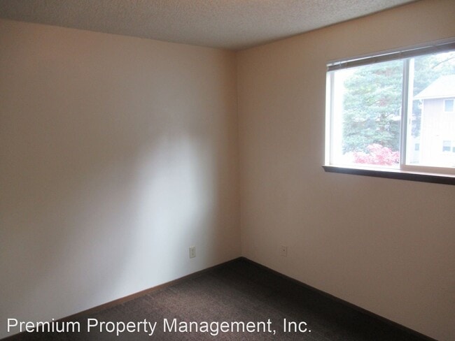 Building Photo - 3351-3357 Willow Ct SE