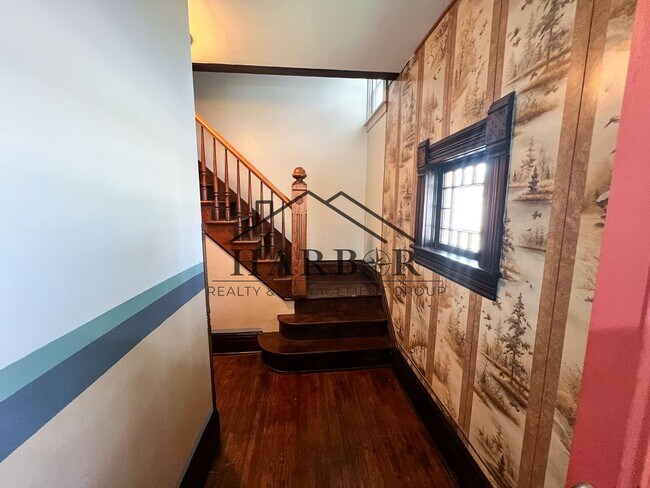Foto del edificio - 527 Boone St