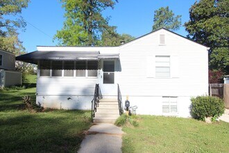 Building Photo - 7808 Vienna Ave