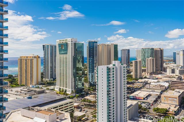 Building Photo - 1388 Kapiolani Blvd
