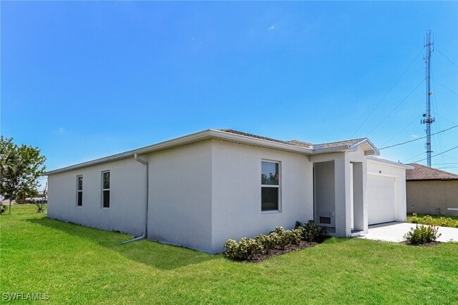 Building Photo - 3119 SW 21st Pl