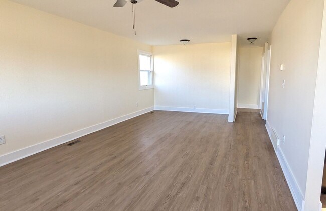 Building Photo - 1302 Williams, 3 bedroom remodeled house