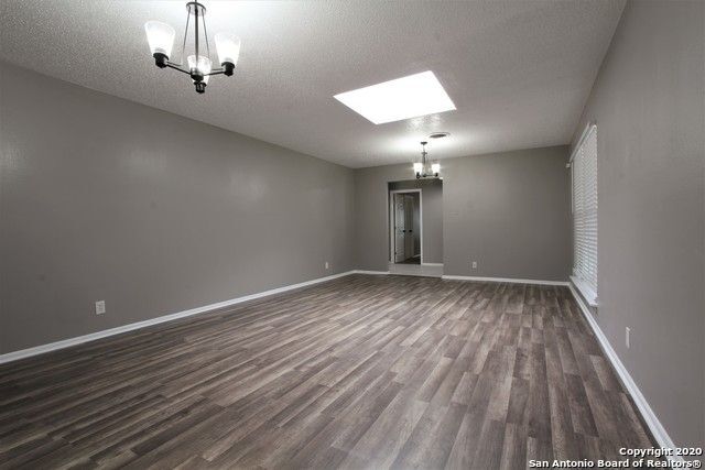 Foto del edificio - 9902 TIOGA DR