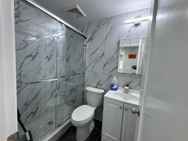 Foto del edificio - 145-39 20th Ave
