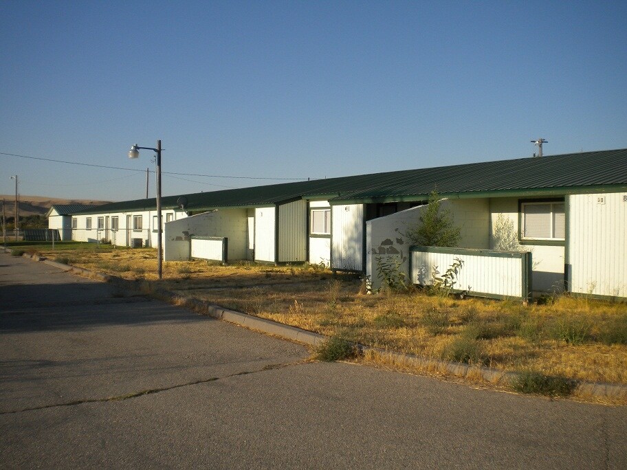 Building Photo - 8728 Old Oregon Trail Hwy