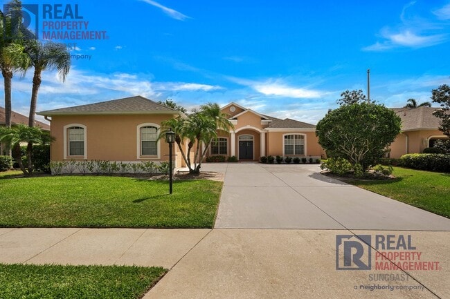 Photo - 652 Planters Manor Way House