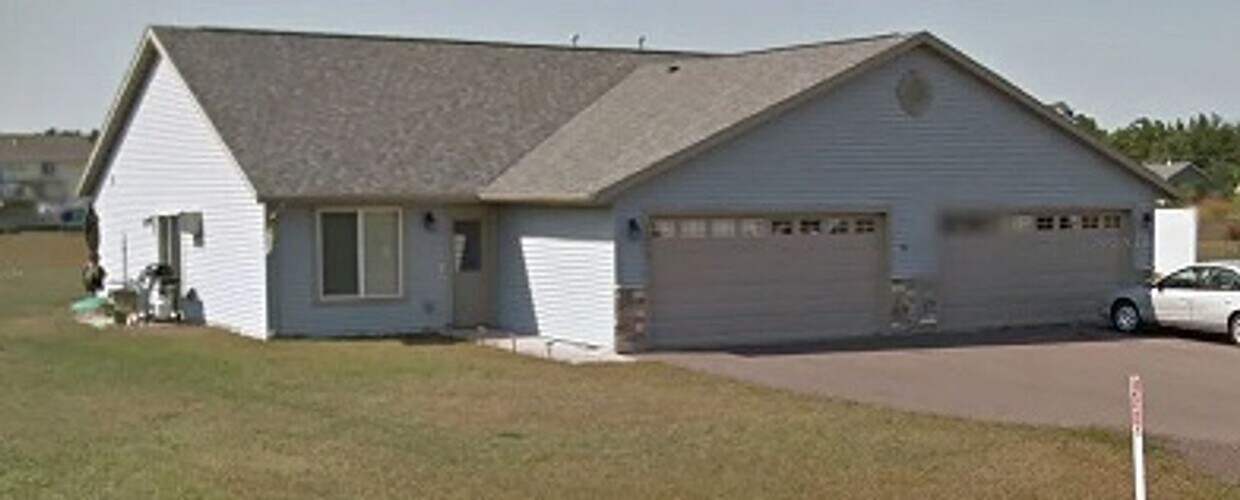 Foto principal - Lake Hallie Duplex
