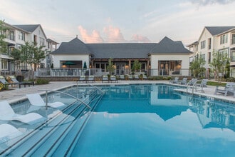 Building Photo - Estelle