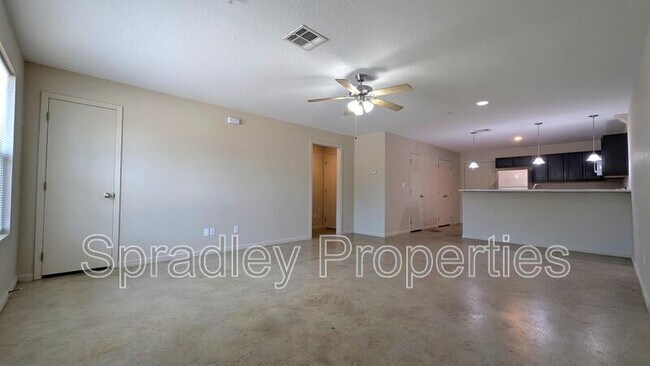 Building Photo - 255 E 5th Ave