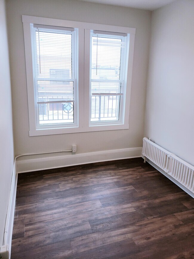 Photo du bâtiment - 1230 Ottawa St