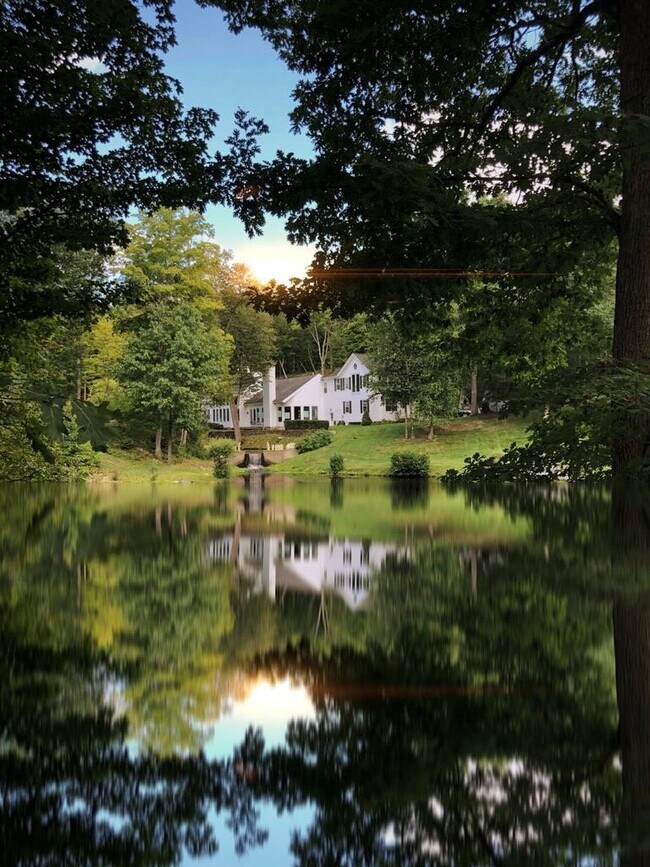 Foto del edificio - 259 Woodstock Rd