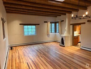 Building Photo - 601 Camino Rancheros