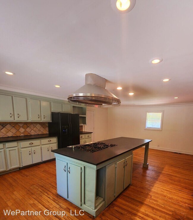 Building Photo - 4 br, 3 bath House - 4700 Welcome All Rd