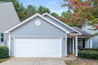 Building Photo - 533 Arrowhead Dr Building Photo - 533 Arrowhead Dr