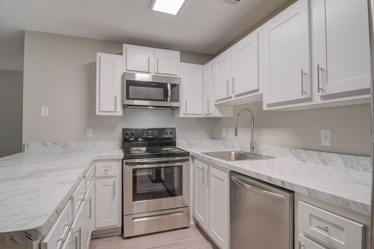 Reserve at Garden Lake Apartments in Riverdale, GA