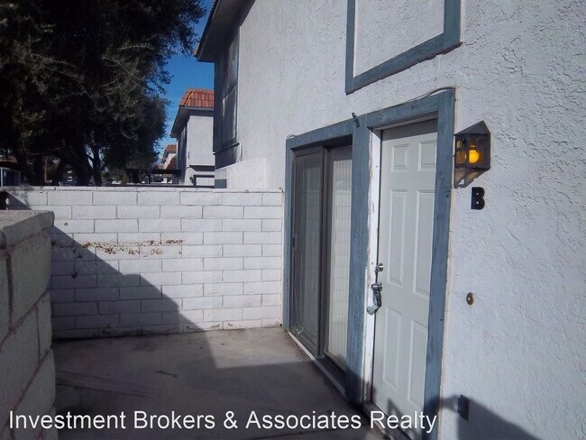 Foto del edificio - 1 br, 1.5 bath House - 913 Willow Tree Dr. #B