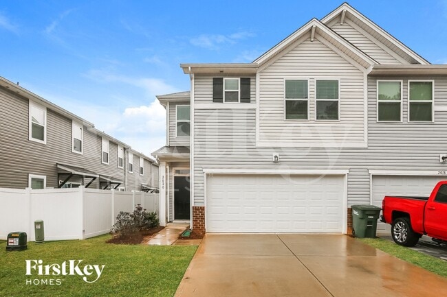 Building Photo - 2020 Cypress Village Dr NW