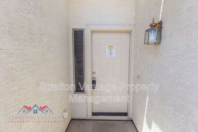 Foto del edificio - 3354 W Tina Ln