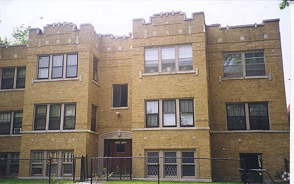 Building Photo - 7656-7658 S Aberdeen St