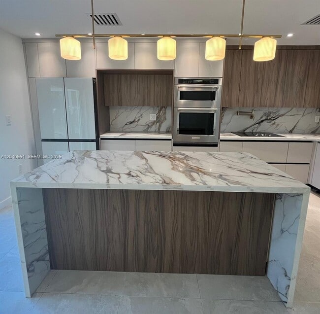 Foto del edificio - 16805 SW 109th Ct