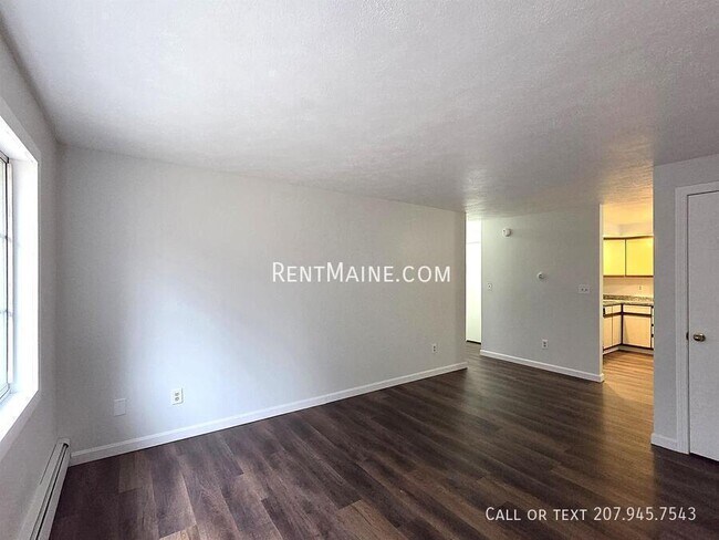 Foto del edificio - 20 Tall Pines Dr