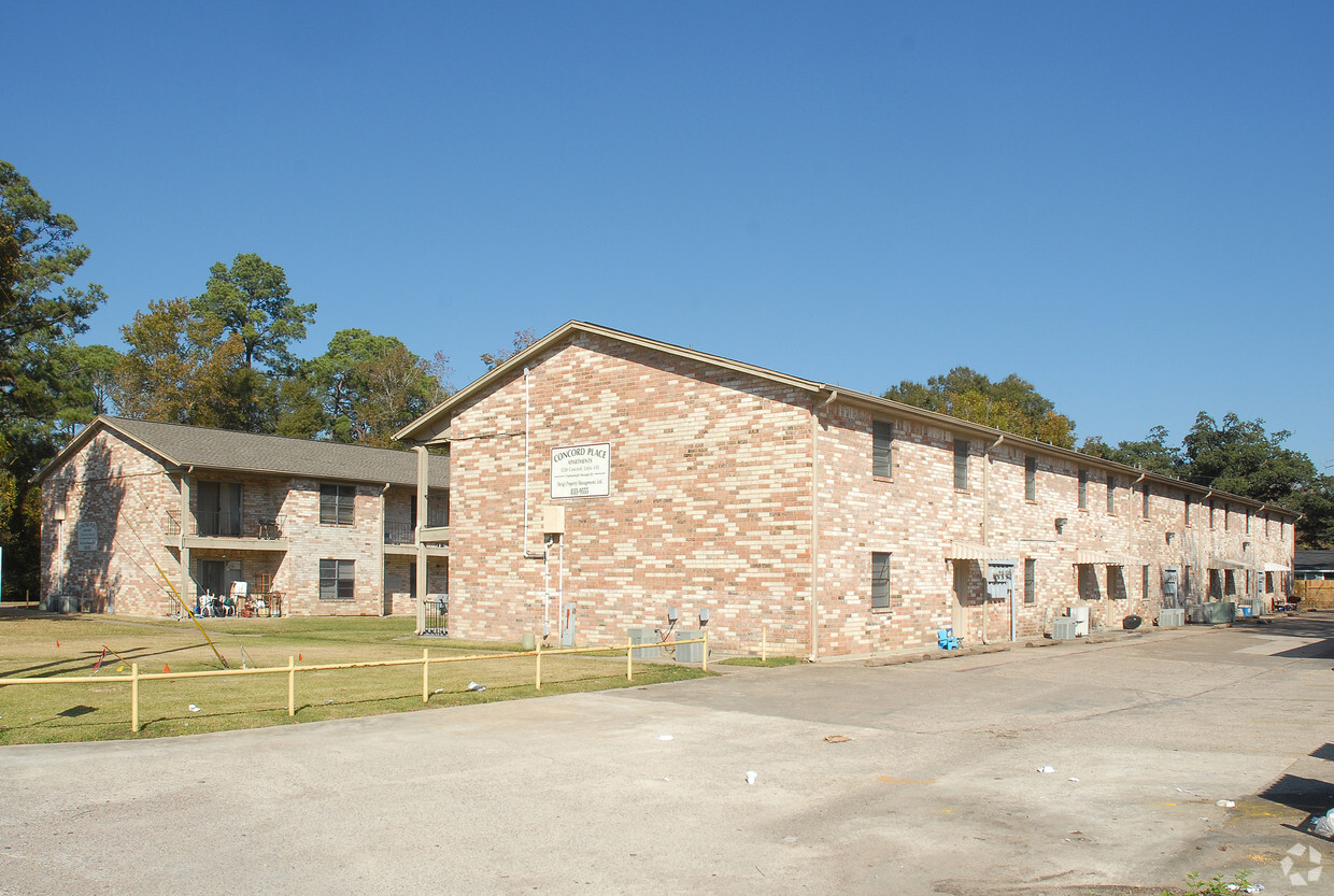 Foto del edificio - Concord Place Apartments