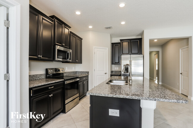 Building Photo - 13246 Satin Lily Dr
