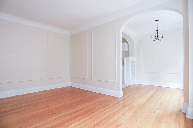 Foto del edificio - 735 W Junior Terrace