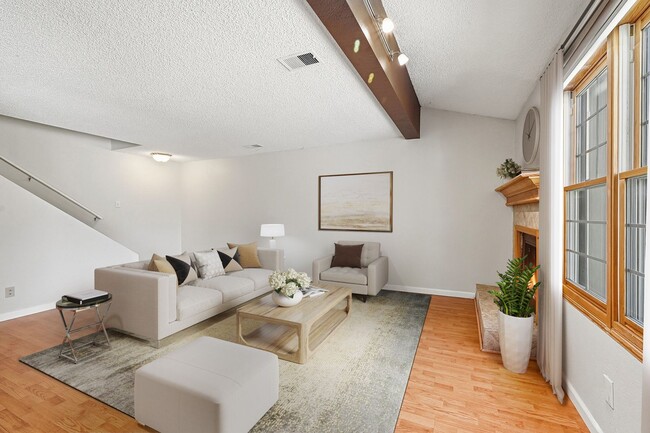 Building Photo - Spacious Townhome in Arvada